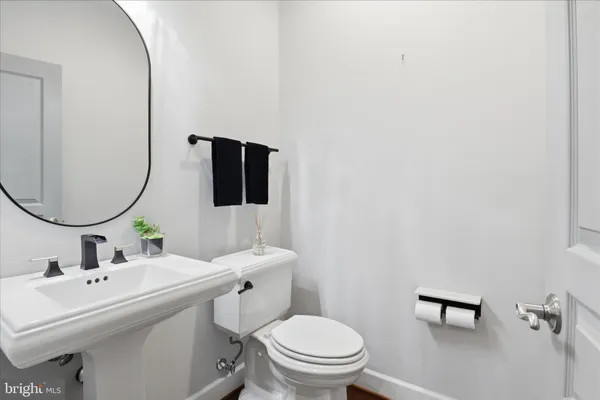 $1,987,500 | 23044 Creighton Farms Drive, Leesburg, VA 20175