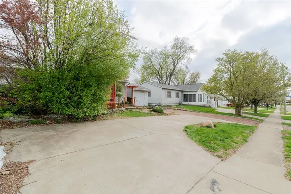 $175,000 | 405 West Raab Road, Normal, IL 61761