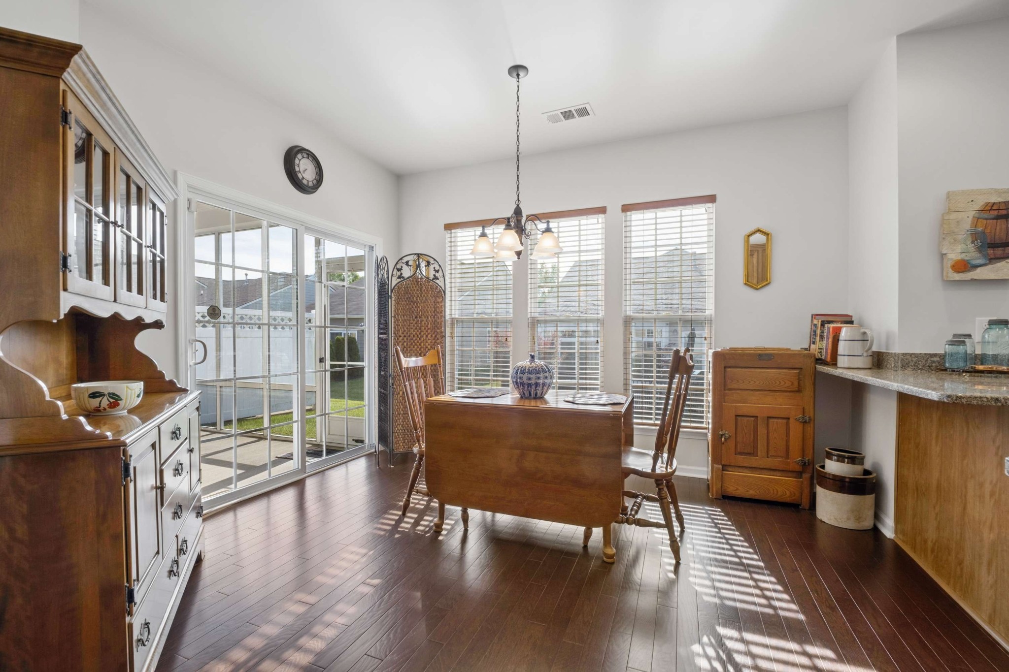 300 Blockade Lane Mount Juliet, TN 37122 - Photo 12 of 36 a living room with furniture and a window
