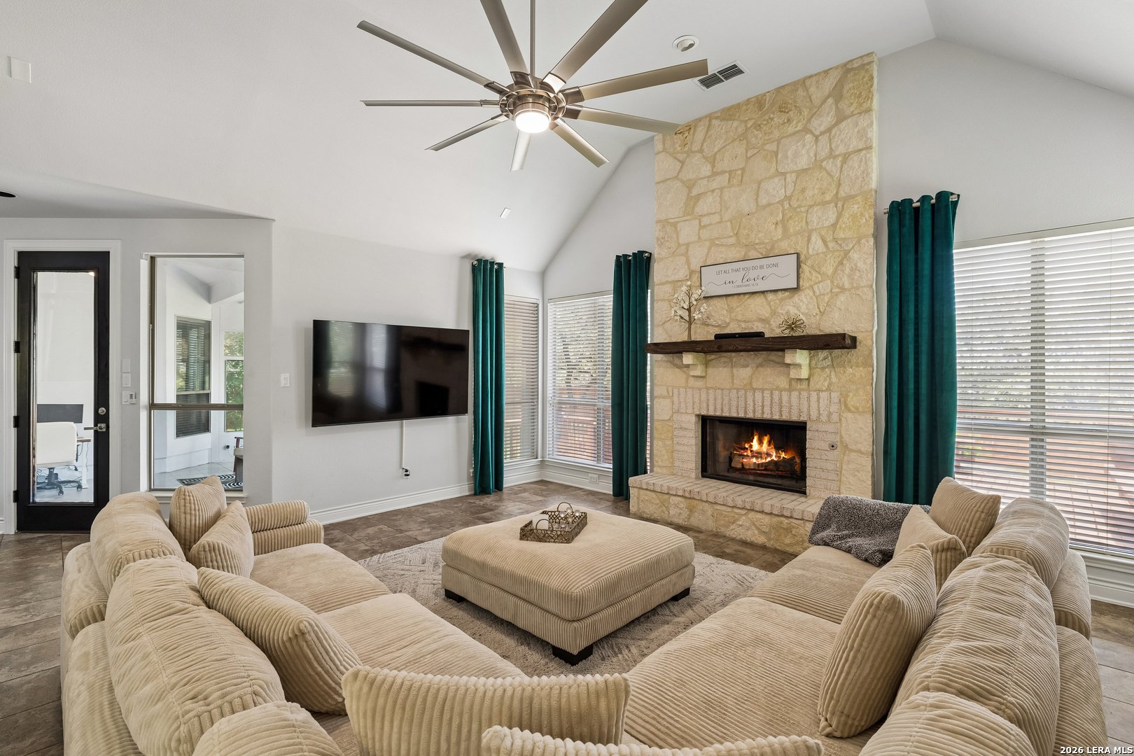 13326 Wind Ridge Helotes, TX 78023 - Photo 20 of 46