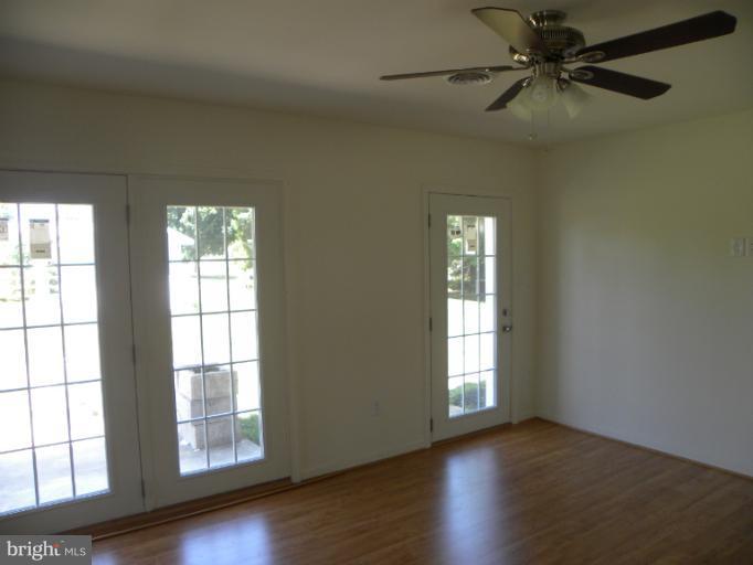 106 Highland Road Westminster, MD 21157 - Photo 3 of 26 Dining Room