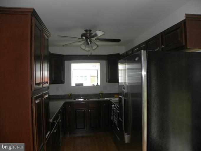 106 Highland Road Westminster, MD 21157 - Photo 22 of 26 Kitchen