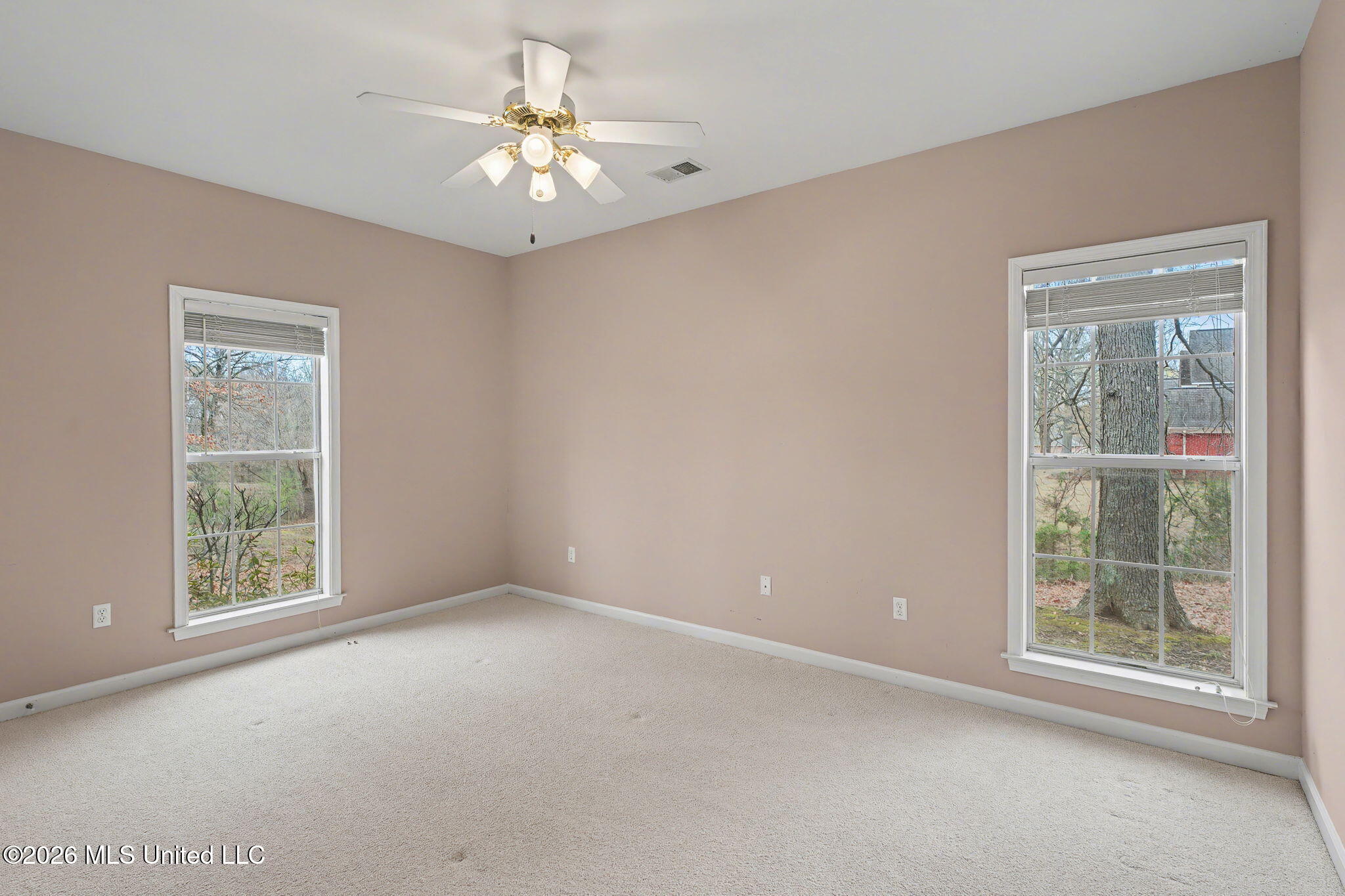 655 Long Street Southaven, MS 38672 - Photo 23 of 41 Bedroom 2