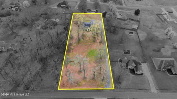 $425,000 | 655 Long Street, Southaven, MS 38672