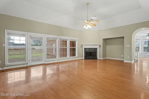 $425,000 | 655 Long Street, Southaven, MS 38672