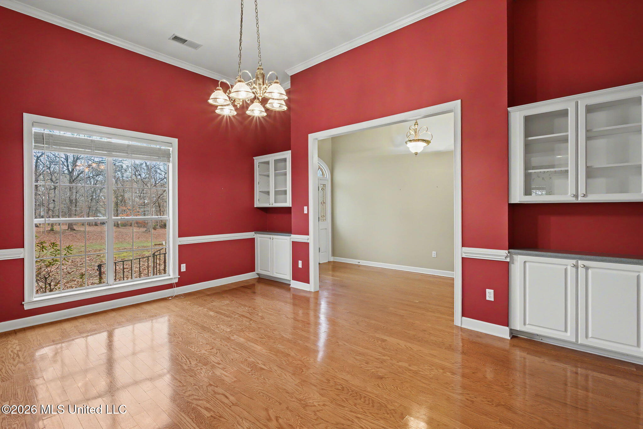 655 Long Street Southaven, MS 38672 - Photo 9 of 41 Dining Room