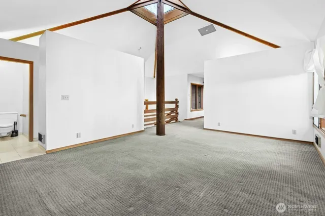 $3,750 | 4820 91st Avenue Southeast, Mercer Island, WA 98040