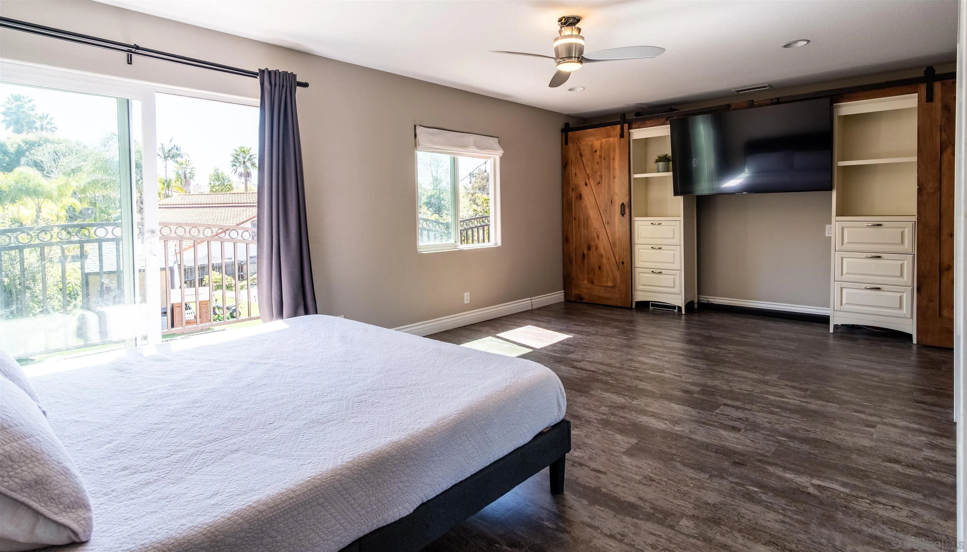 853 Crescent Drive Vista, CA 92084 - Photo 18 of 70