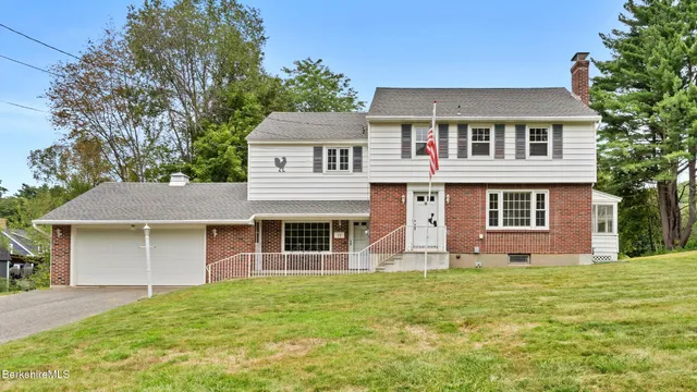 $450,000 | 17 Kittredge Road, Pittsfield, MA 01201