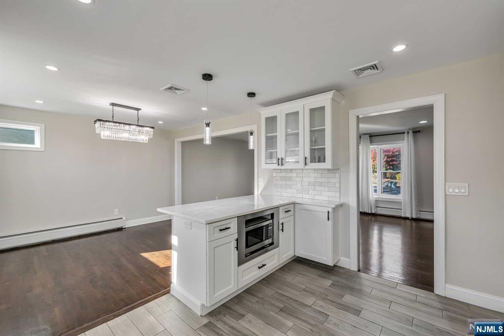 11 King Court Wayne, NJ 07470 - Photo 14 of 30