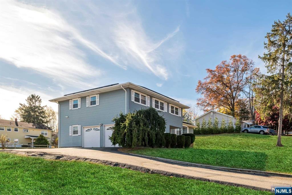 11 King Court Wayne, NJ 07470 - Photo 26 of 30