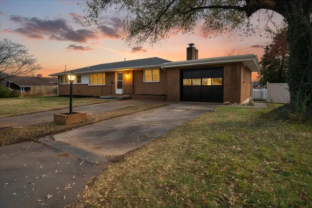 $274,950 | 501 Lester Avenue Northeast, Roanoke, VA 24012