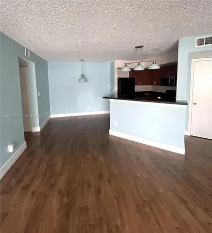 $2,400 | 12760 Vista Isles Drive, Unit 711, Sunrise, FL 33325