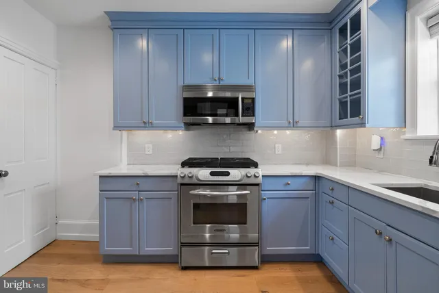 $1,400,000 | 2215 Pine Street, Philadelphia, PA 19103