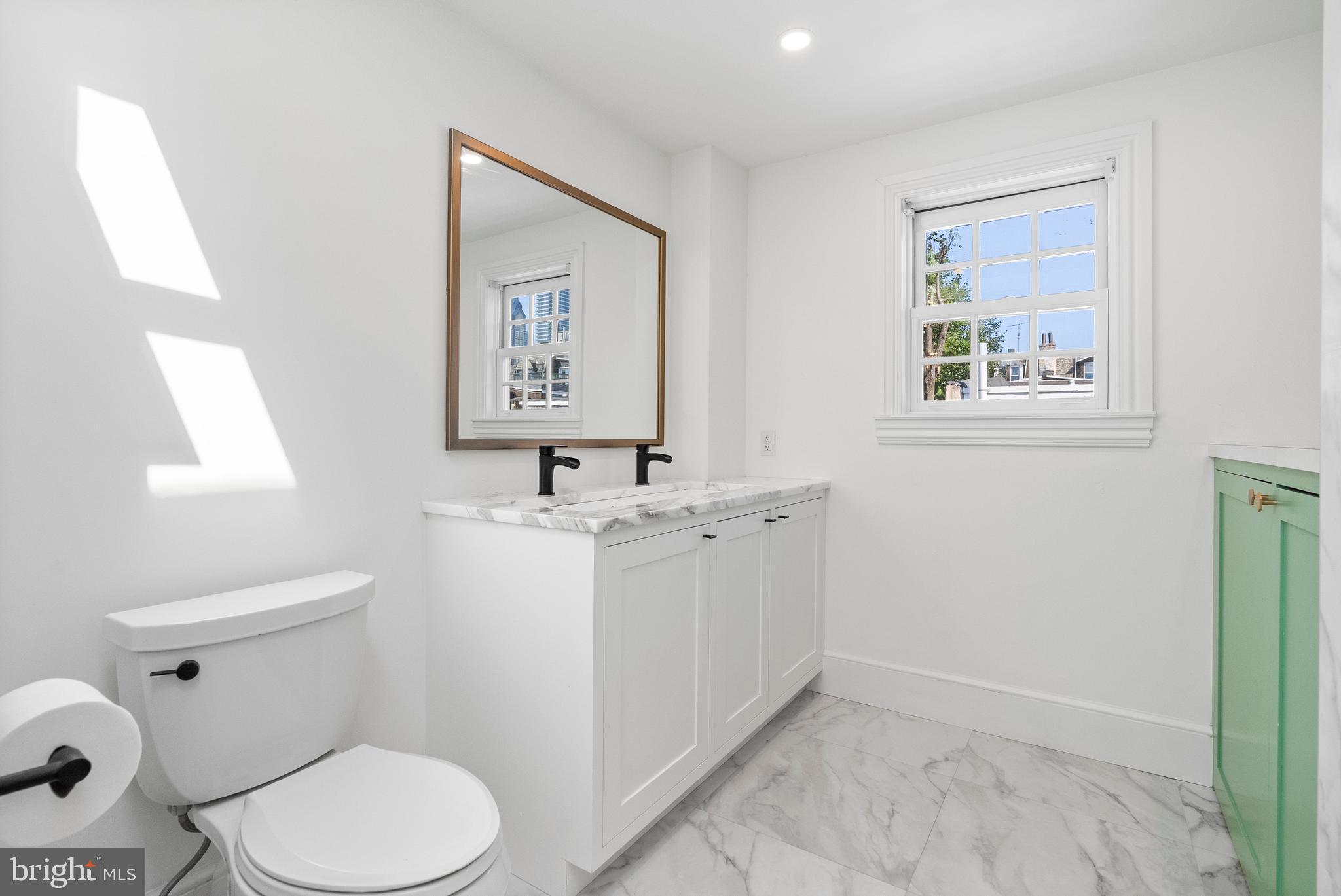 2215 Pine Street Philadelphia, PA 19103 - Photo 22 of 41