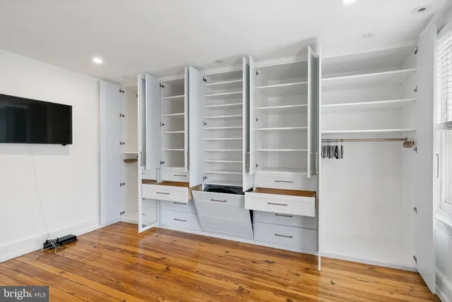 $1,400,000 | 2215 Pine Street, Philadelphia, PA 19103