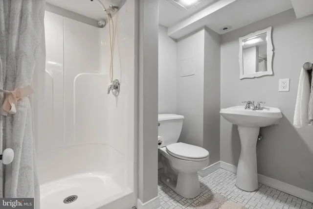 $1,400,000 | 2215 Pine Street, Philadelphia, PA 19103