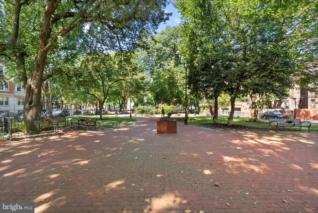 $1,400,000 | 2215 Pine Street, Philadelphia, PA 19103