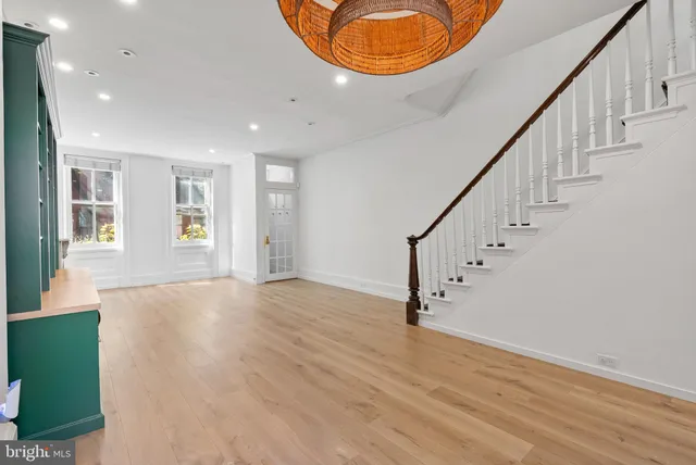 $1,400,000 | 2215 Pine Street, Philadelphia, PA 19103