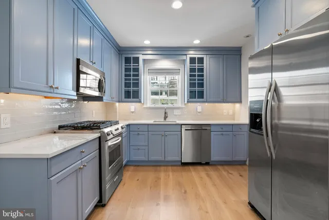 $1,400,000 | 2215 Pine Street, Philadelphia, PA 19103