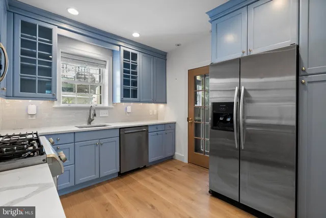 $1,400,000 | 2215 Pine Street, Philadelphia, PA 19103