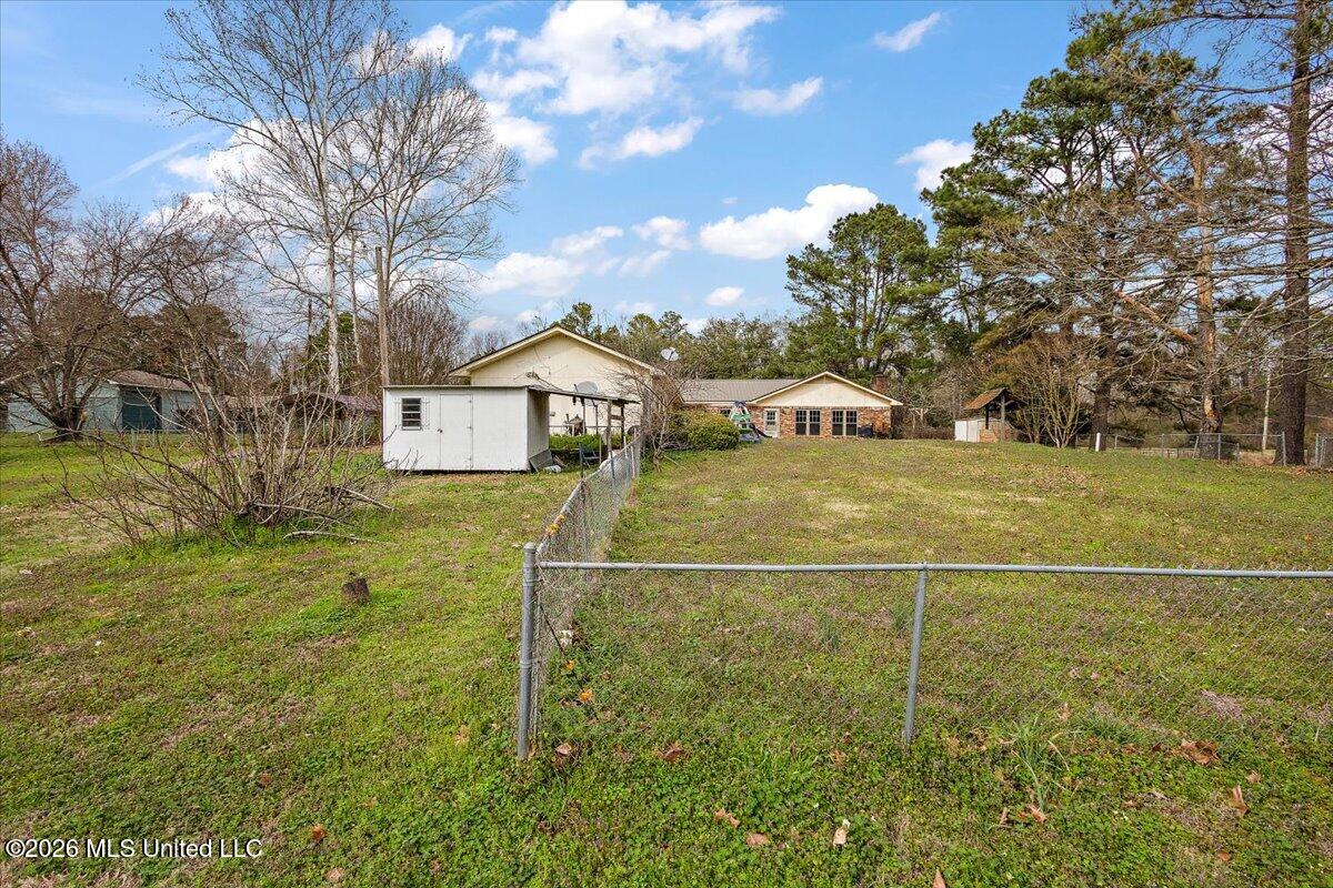 1153 Owens Road Terry, MS 39170 - Photo 4 of 43 7939
