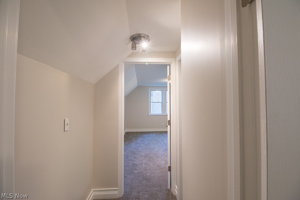 843 Roland Road Cleveland, OH 44124 - Photo 5 of 9