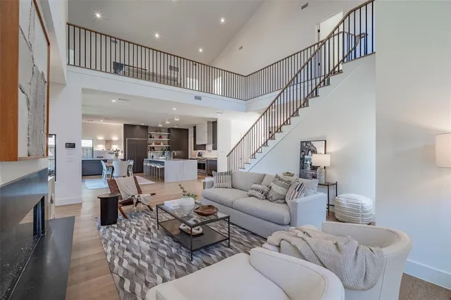 $1,875,000 | 7115 Casa Loma Avenue, Dallas, TX 75214