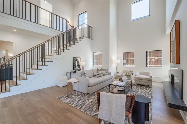 $1,875,000 | 7115 Casa Loma Avenue, Dallas, TX 75214