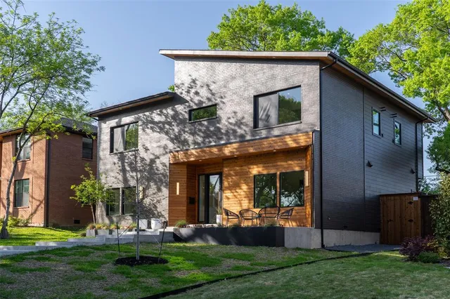 $1,875,000 | 7115 Casa Loma Avenue, Dallas, TX 75214