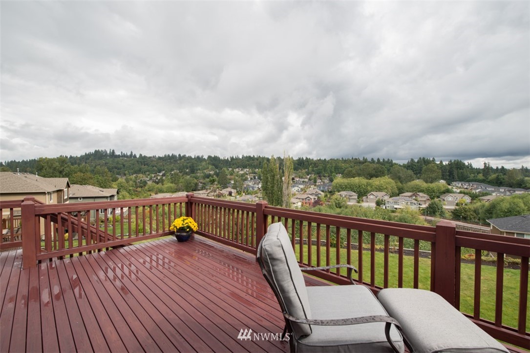 14908 97th Avenue Northeast Bothell, WA 98011 - Photo 13 of 25 Gallery Image 13