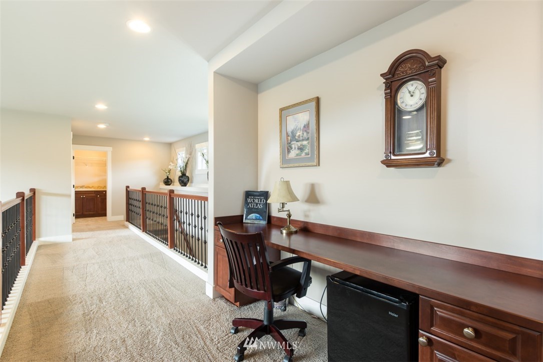 14908 97th Avenue Northeast Bothell, WA 98011 - Photo 14 of 25 Gallery Image 14