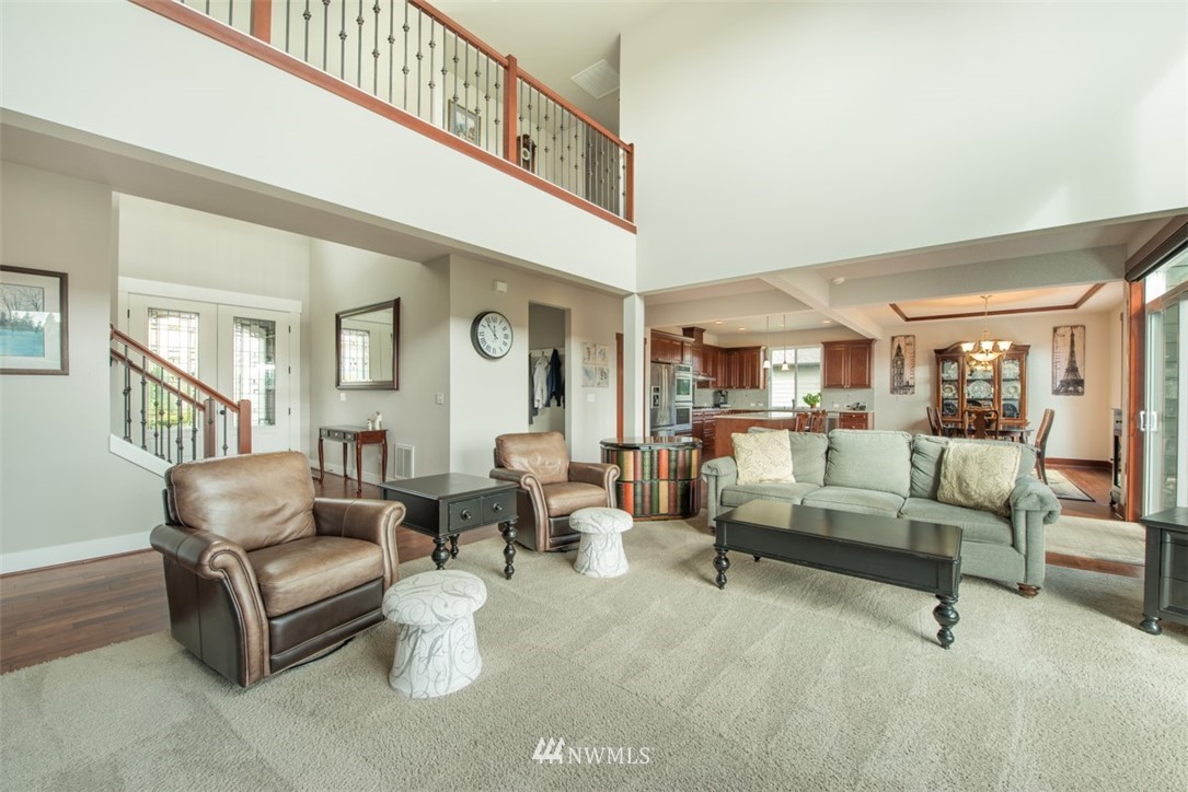 14908 97th Avenue Northeast Bothell, WA 98011 - Photo 3 of 25 Gallery Image 3