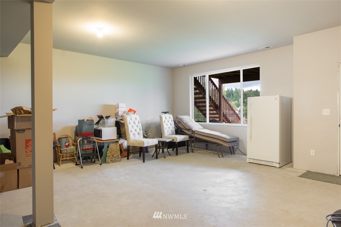 14908 97th Avenue Northeast Bothell, WA 98011 - Photo 24 of 25 Gallery Image 24