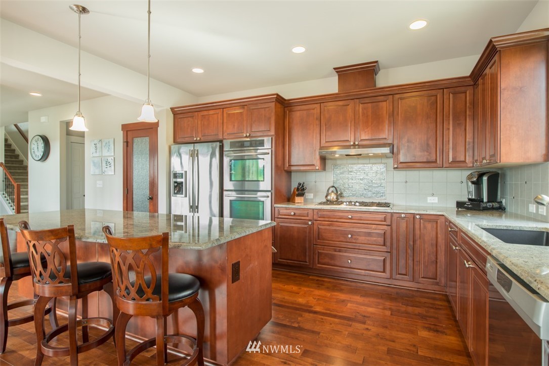 14908 97th Avenue Northeast Bothell, WA 98011 - Photo 7 of 25 Gallery Image 7