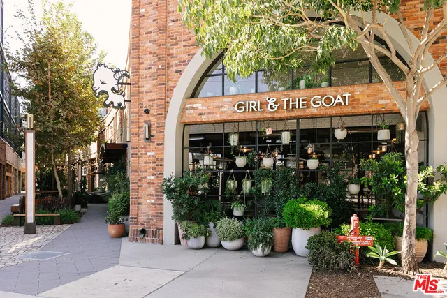 a street sign on the side of the road