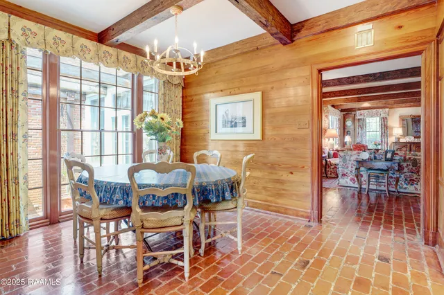 $1,985,000 | 130 Twin Oaks Boulevard, Lafayette, LA 70503