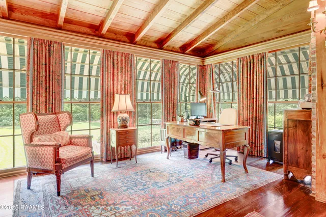 $1,985,000 | 130 Twin Oaks Boulevard, Lafayette, LA 70503