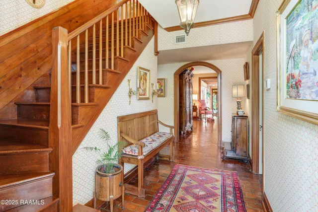 $1,985,000 | 130 Twin Oaks Boulevard, Lafayette, LA 70503