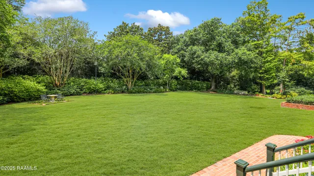 $1,985,000 | 130 Twin Oaks Boulevard, Lafayette, LA 70503
