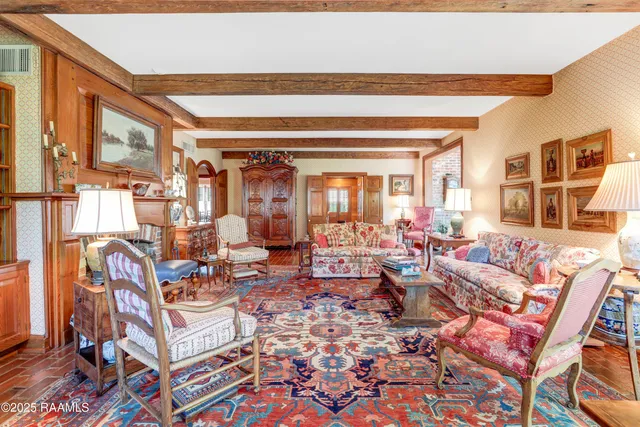 $1,985,000 | 130 Twin Oaks Boulevard, Lafayette, LA 70503