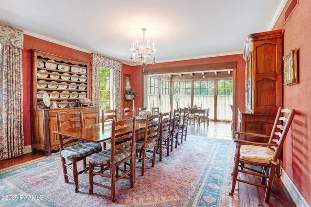 $1,985,000 | 130 Twin Oaks Boulevard, Lafayette, LA 70503