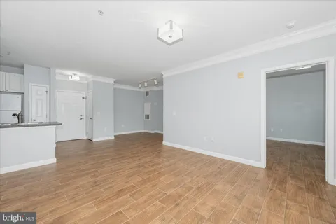 $340,000 | 501 Hungerford Drive, Unit 139, Rockville, MD 20850