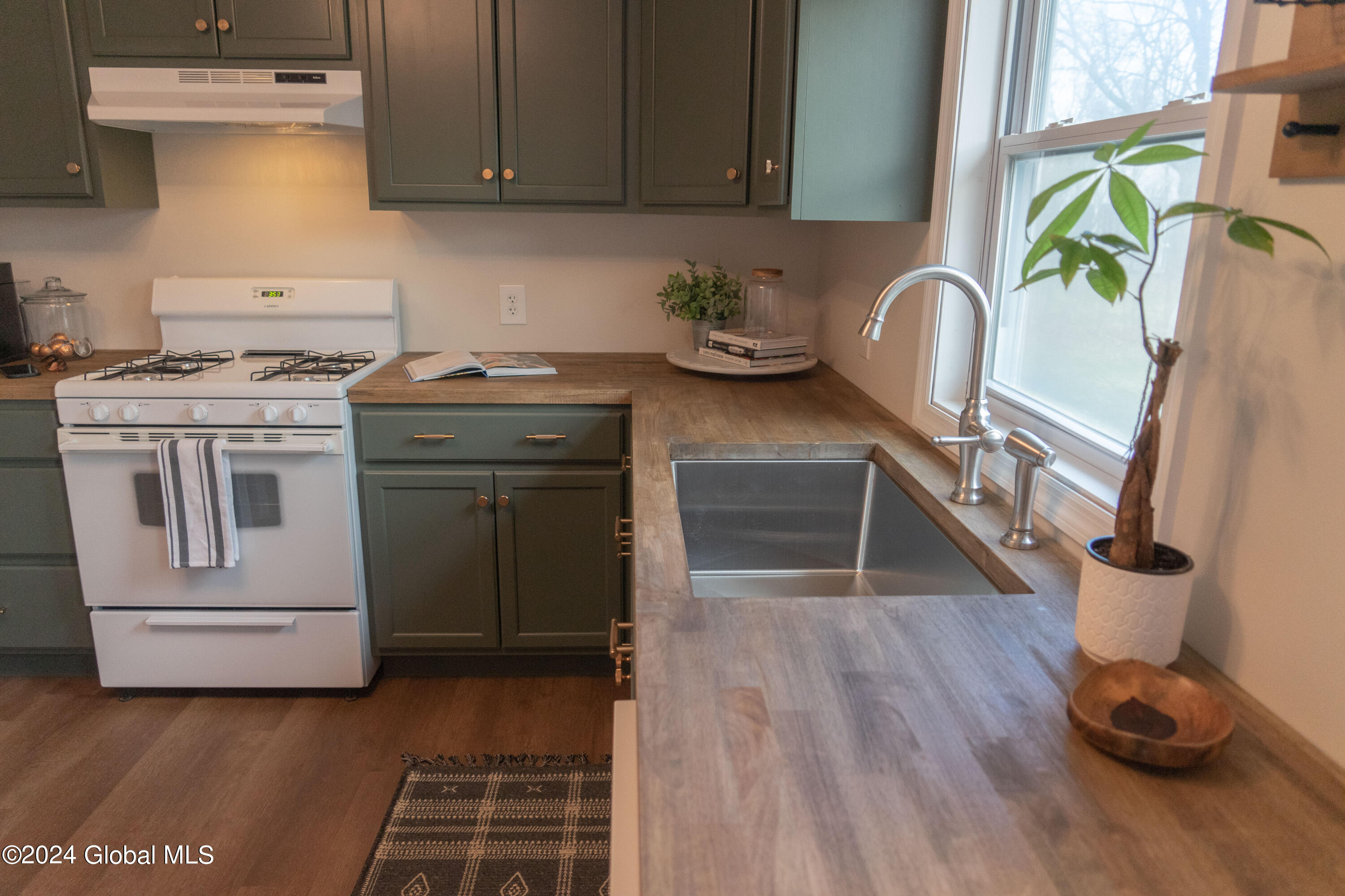 6 Nolan Road Ballston, NY 12019 - Photo 8 of 20 2024031410_12