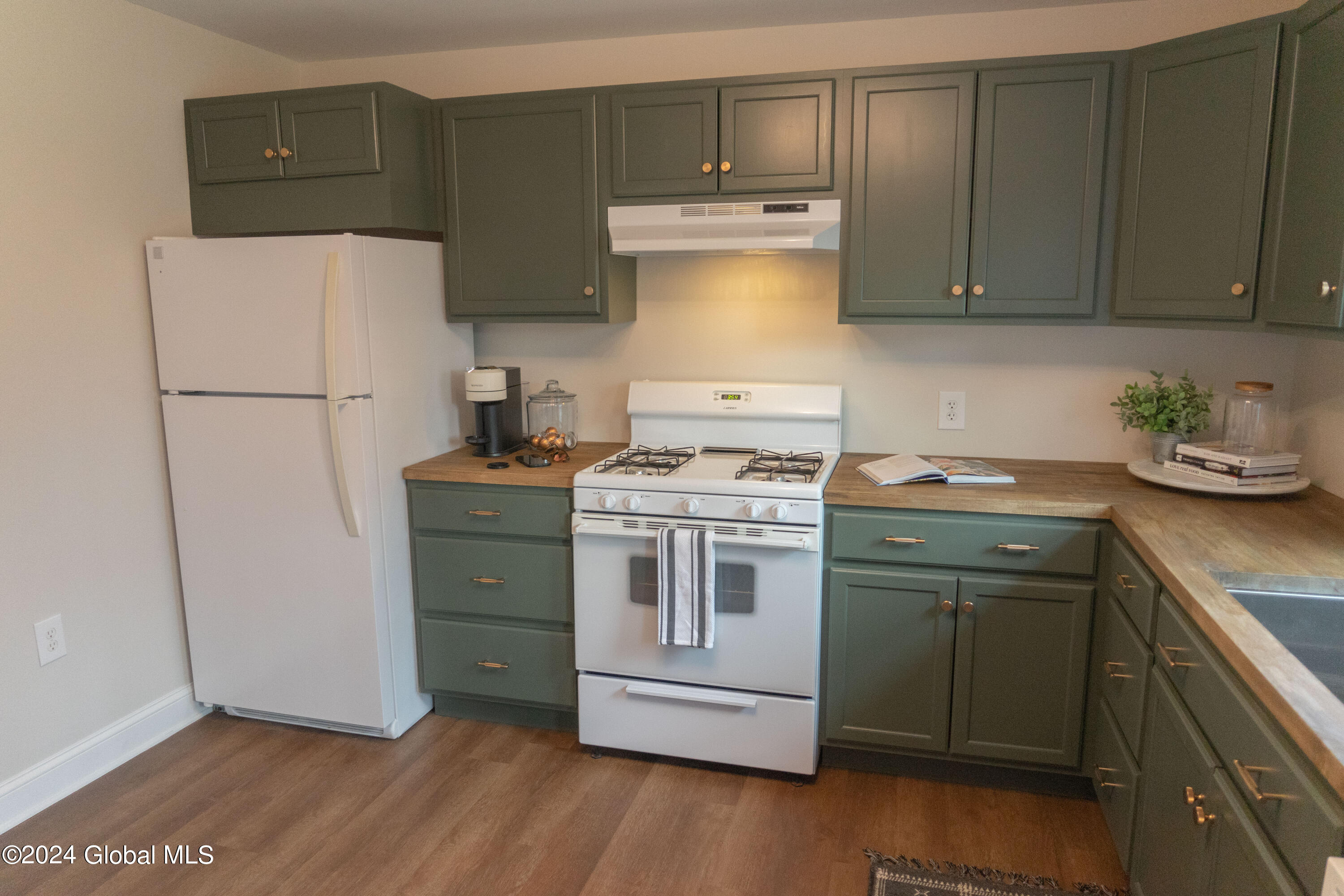 6 Nolan Road Ballston, NY 12019 - Photo 9 of 20 2024031410_13