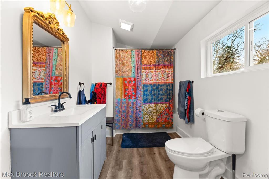 515 West Clinton Street Howell, MI 48843 - Photo 8 of 29