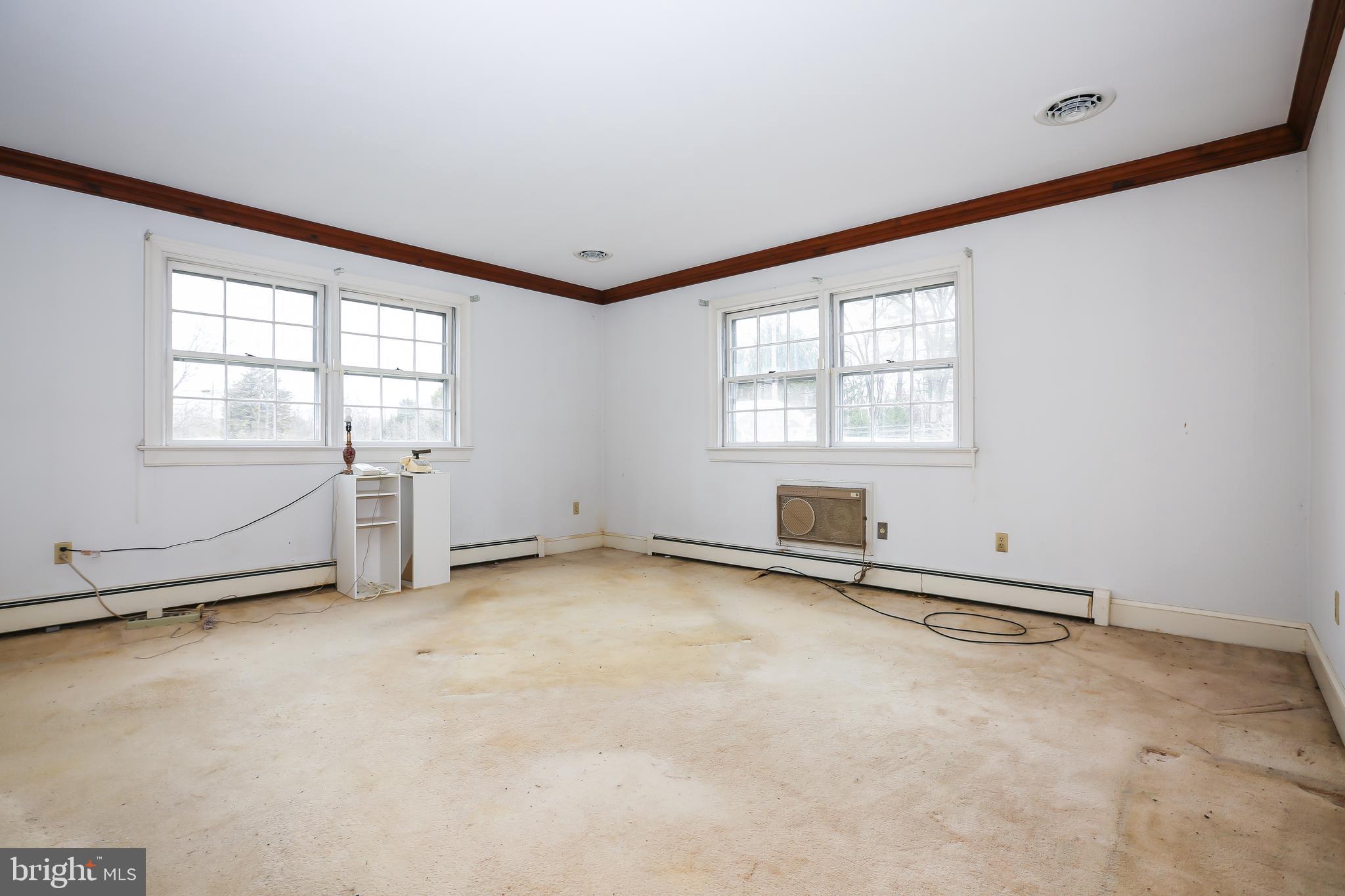 3019 Pyletown Road Boyce, VA 22620 - Photo 31 of 45 Large master Bed Rm.