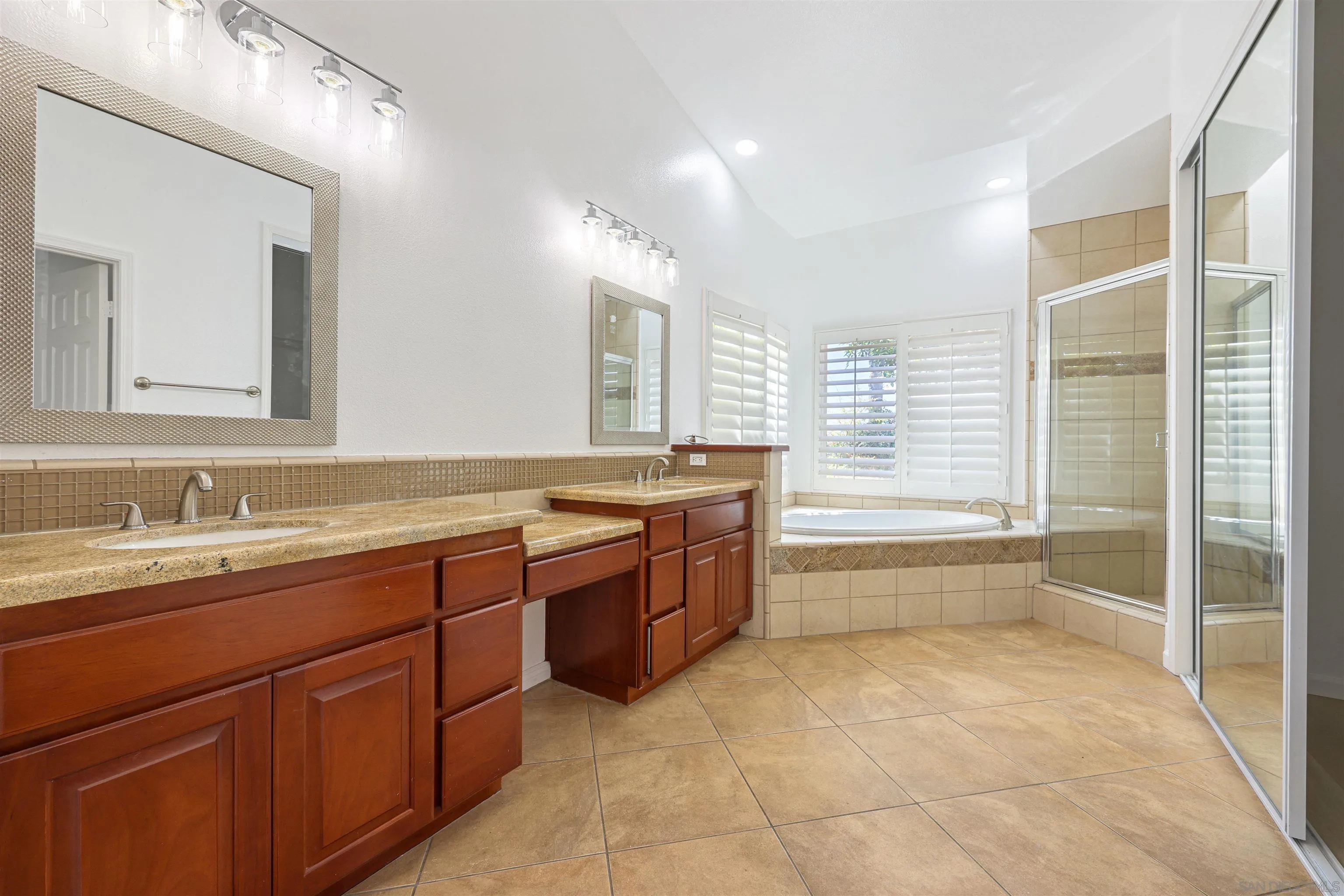 26335 Engelmann Road Valley Center, CA 92082 - Photo 21 of 42 Gallery Image 21