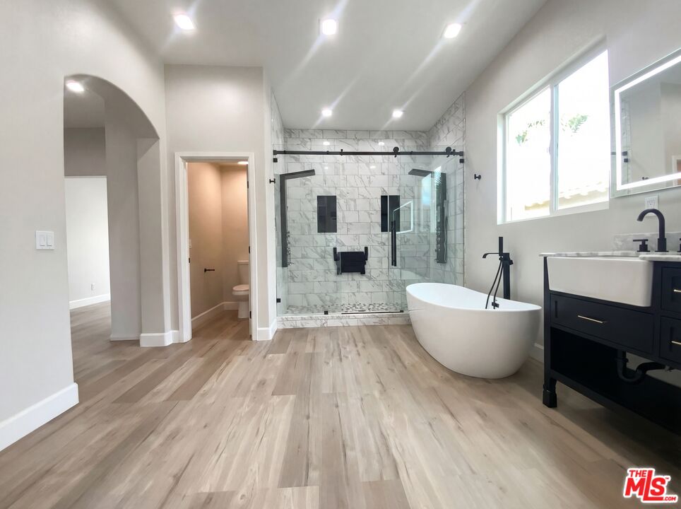12798 North Rim Way Rancho Cucamonga, CA 91739 - Photo 6 of 44 Gallery Image 6