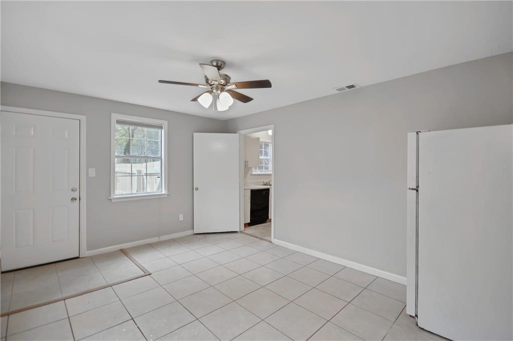 1877 Sumter Street Northwest Atlanta, GA 30318 - Photo 12 of 23
